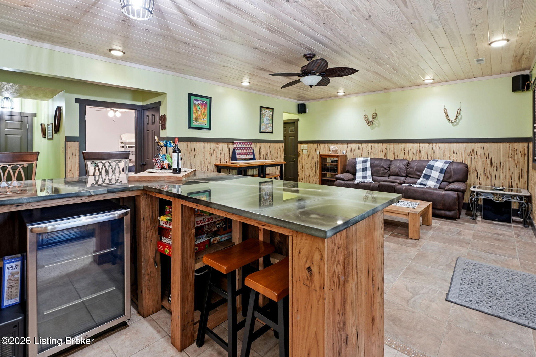 404 Cedar Point Rd