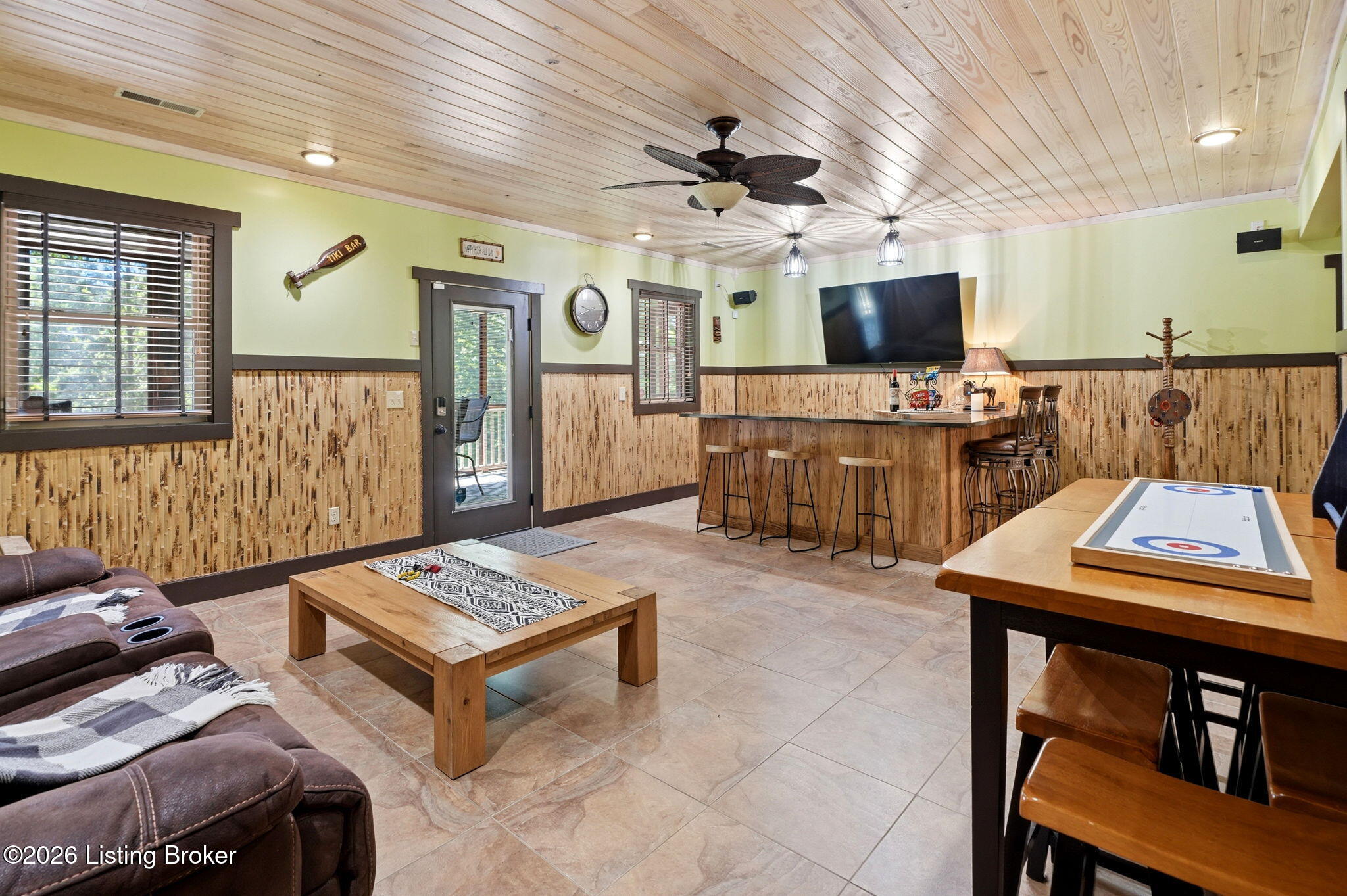 404 Cedar Point Rd