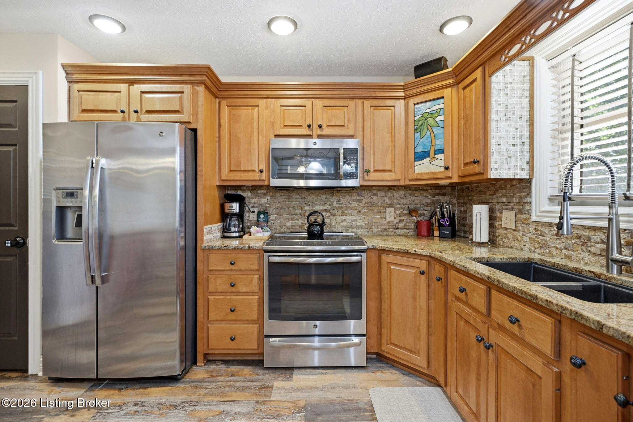 404 Cedar Point Rd