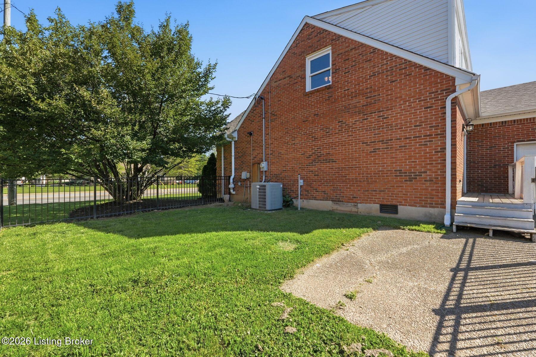 4246 Westport Rd