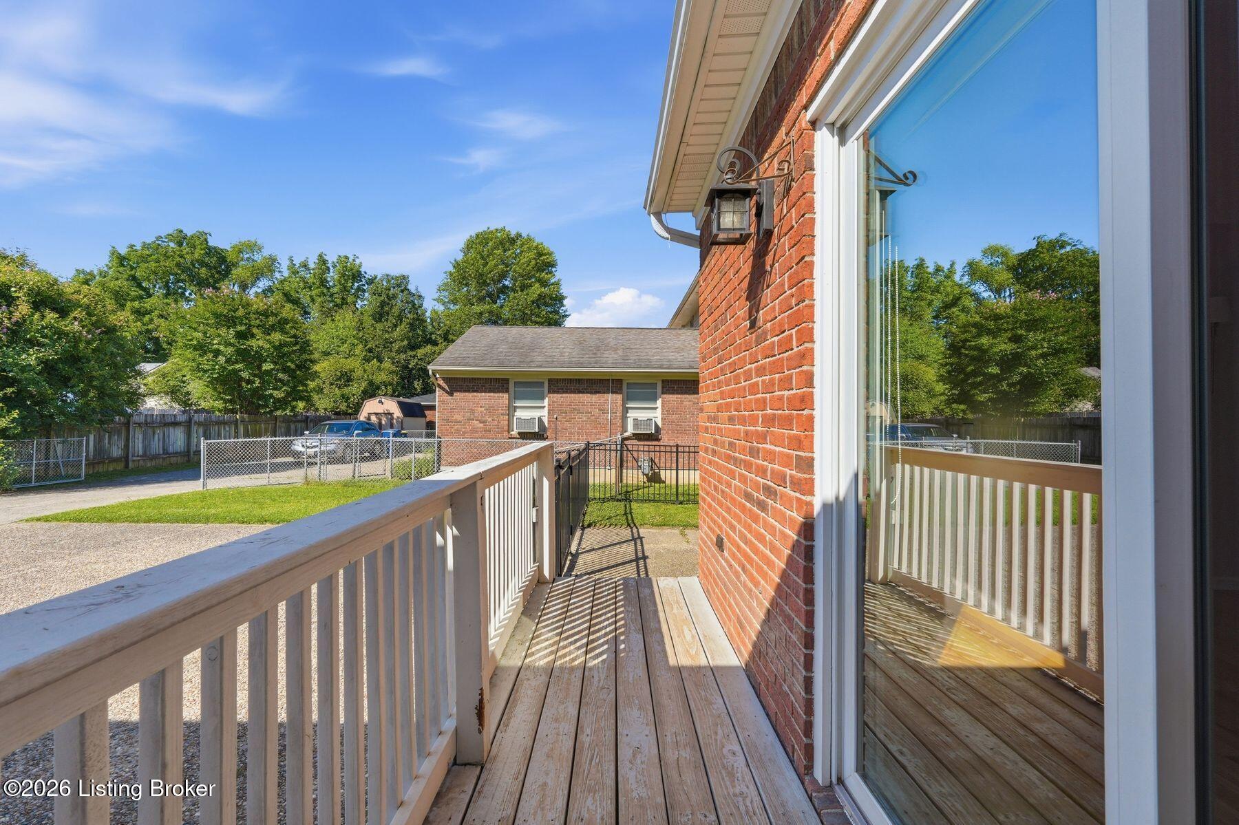 4246 Westport Rd