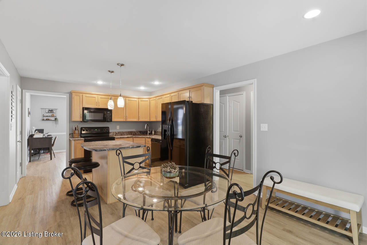 623 Harris Ridge Rd