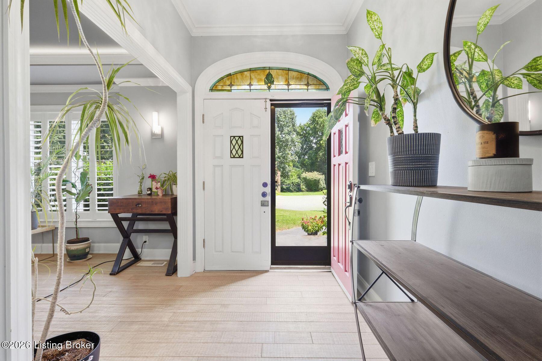 4319 Comanche Trail