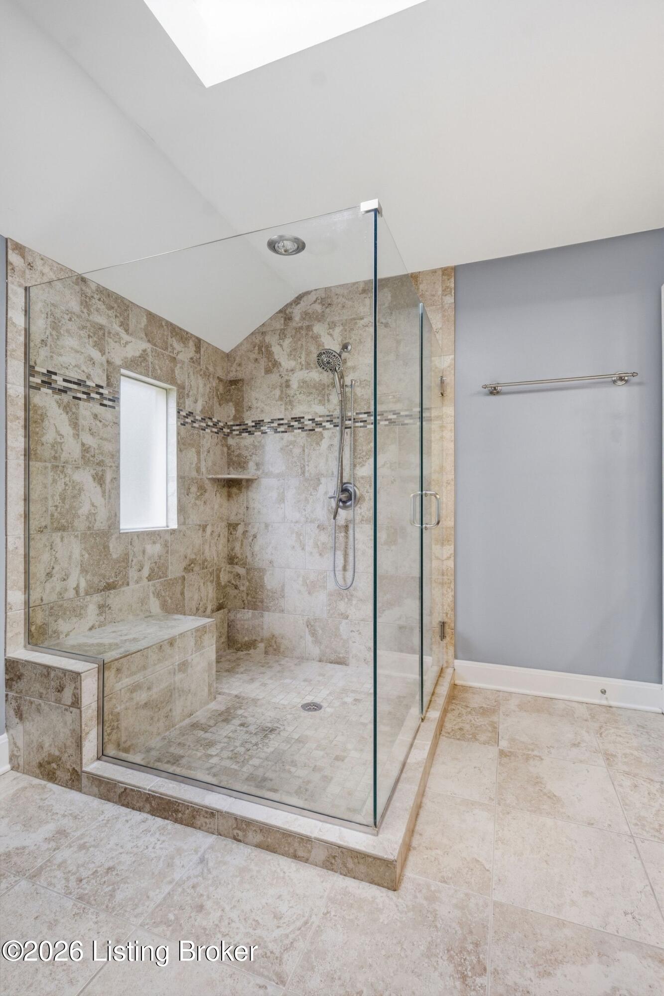 4319 Comanche Trail