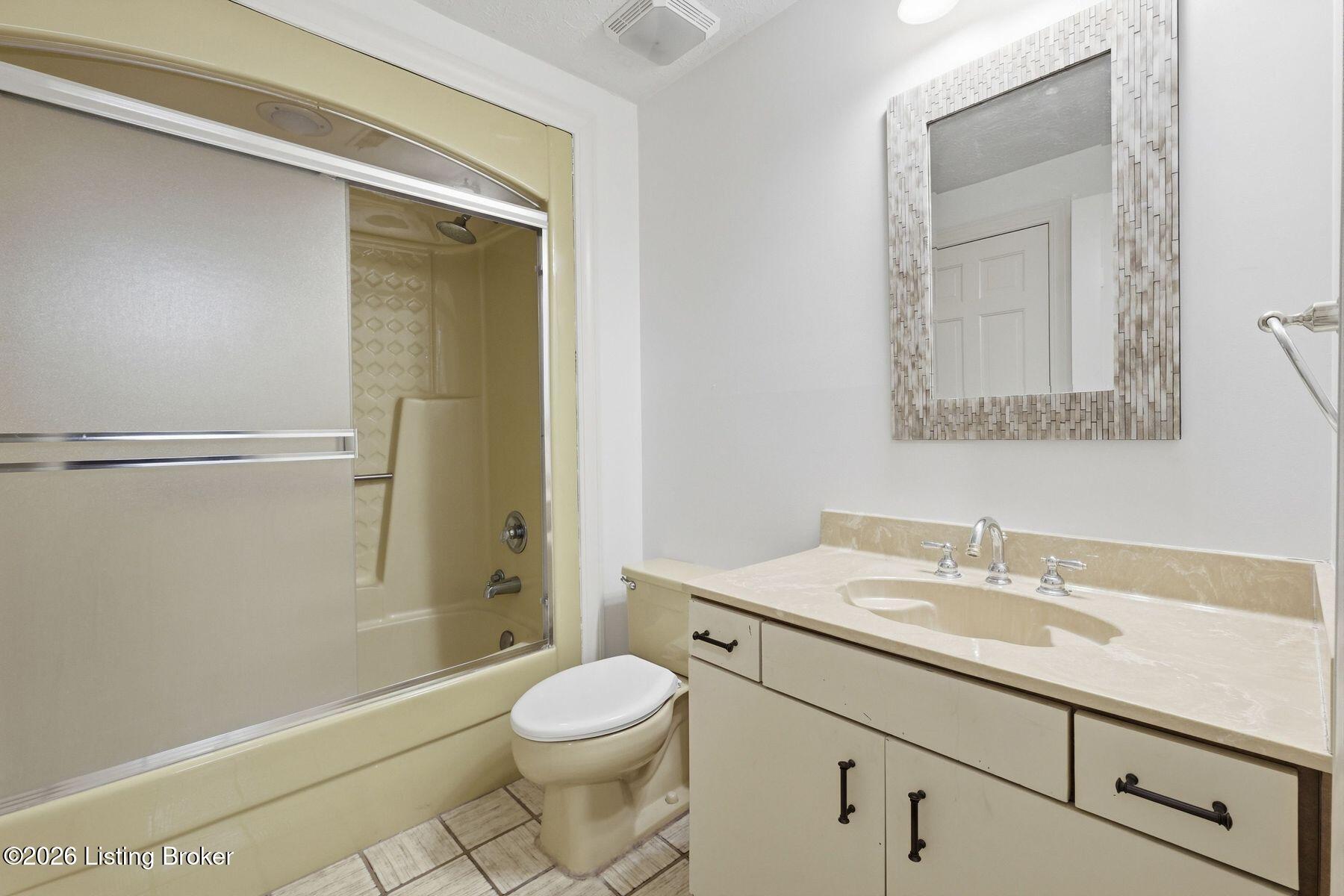4319 Comanche Trail