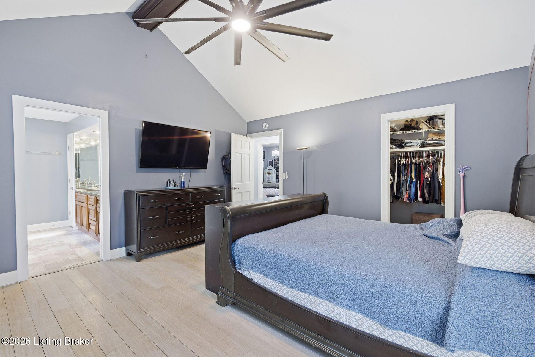 4319 Comanche Trail