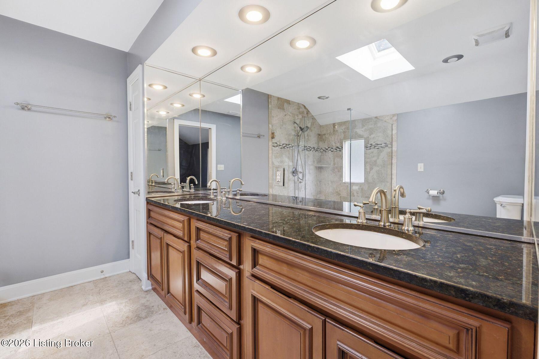 4319 Comanche Trail