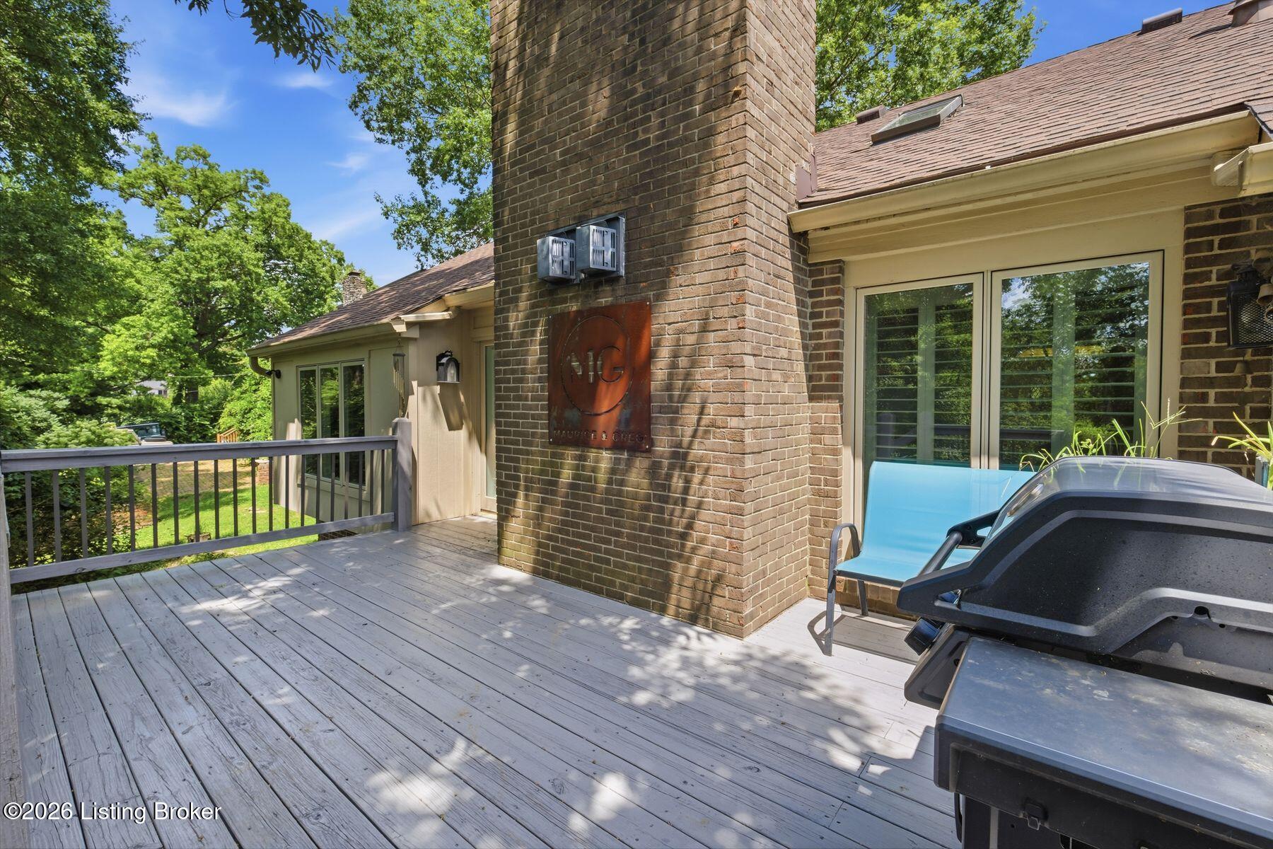 4319 Comanche Trail