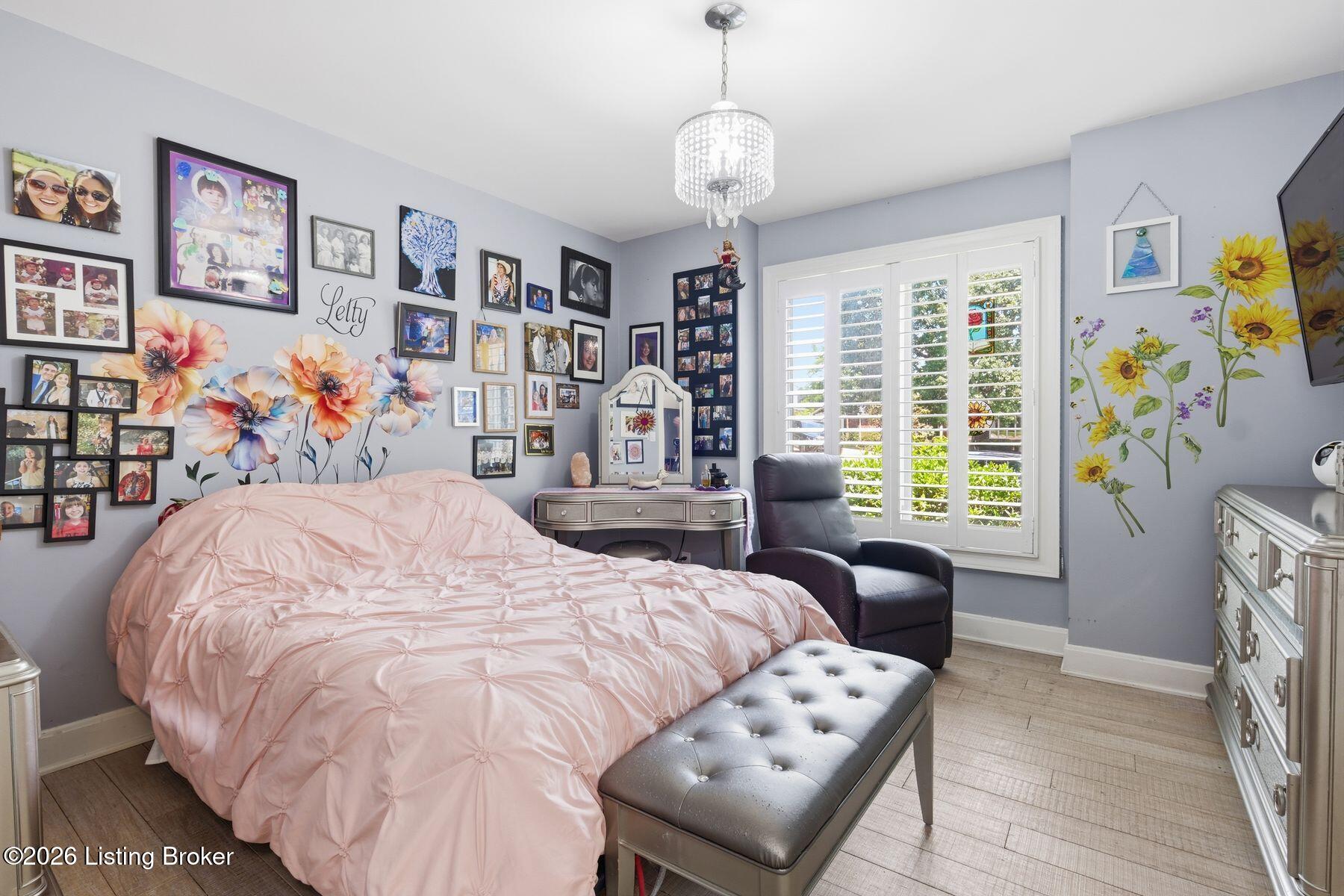 4319 Comanche Trail