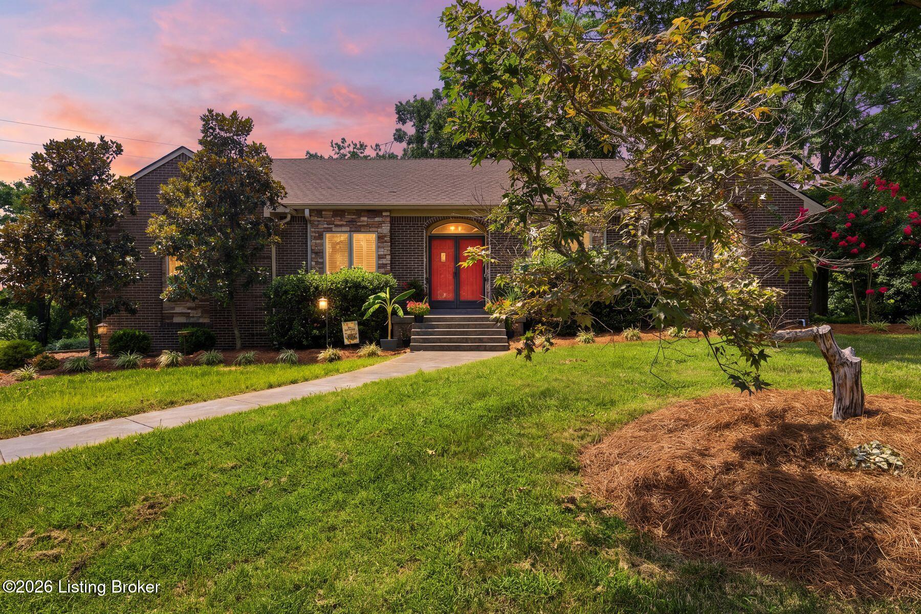 4319 Comanche Trail
