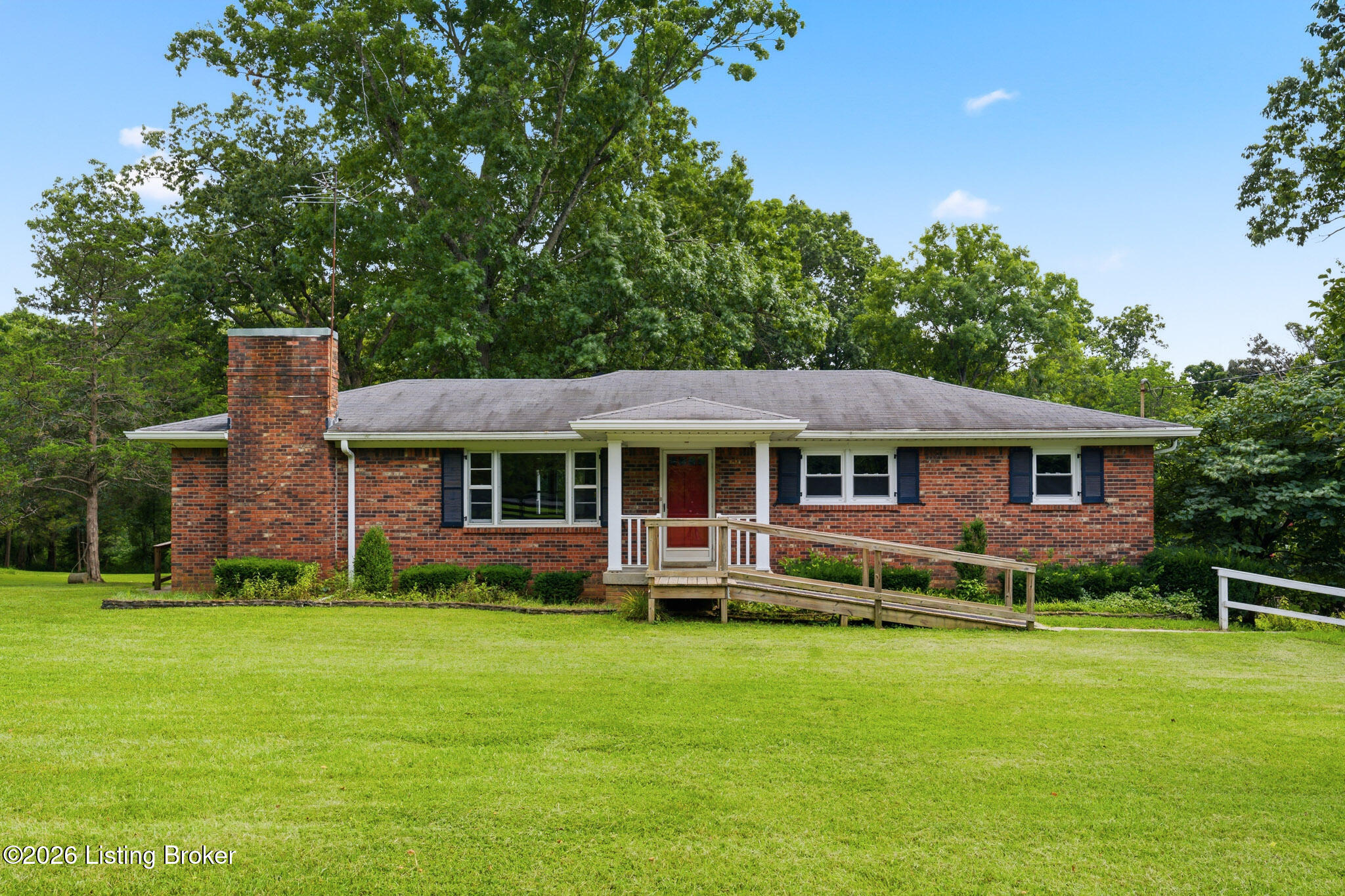 1800 Ironwood Rd