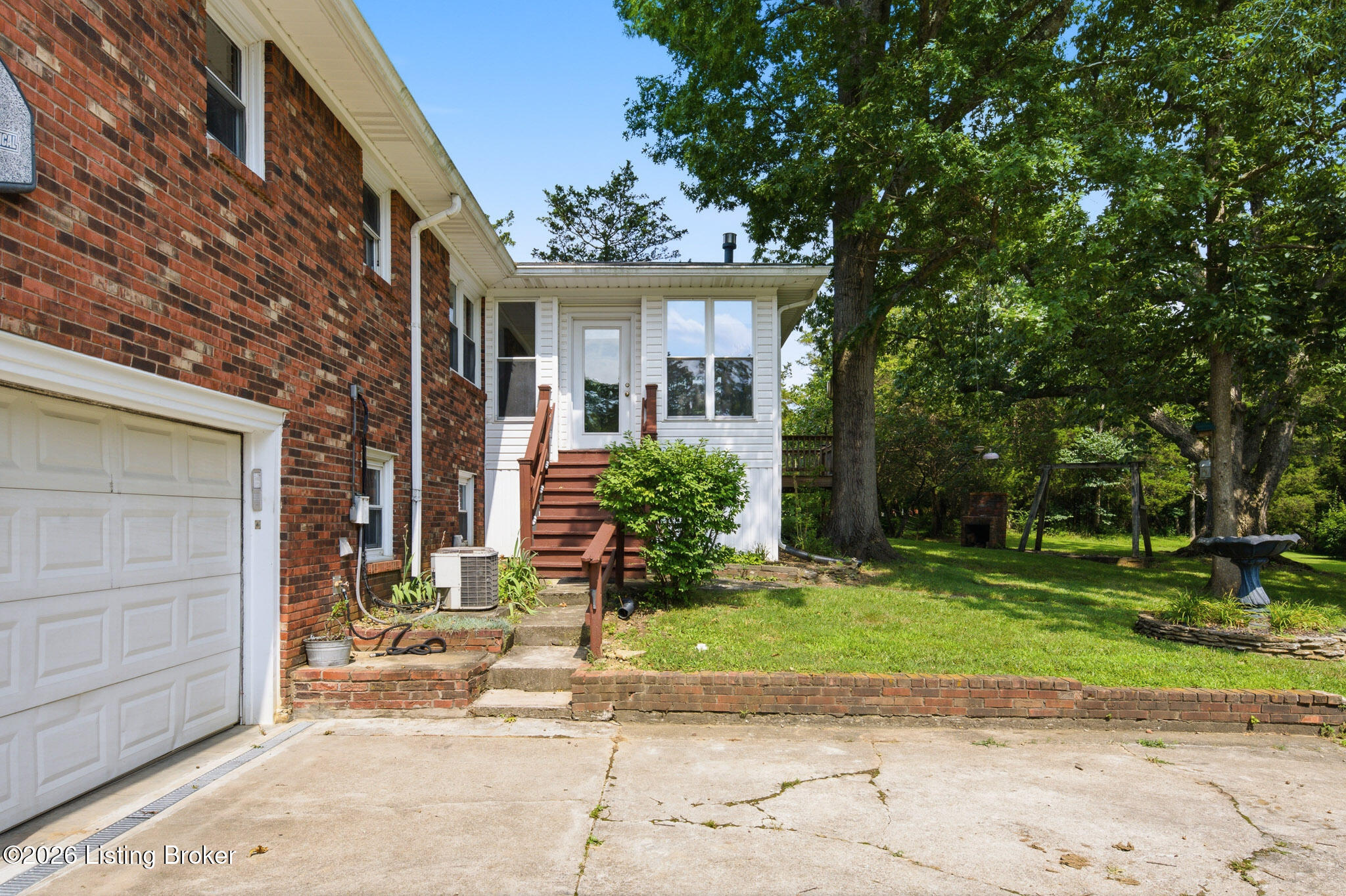 1800 Ironwood Rd