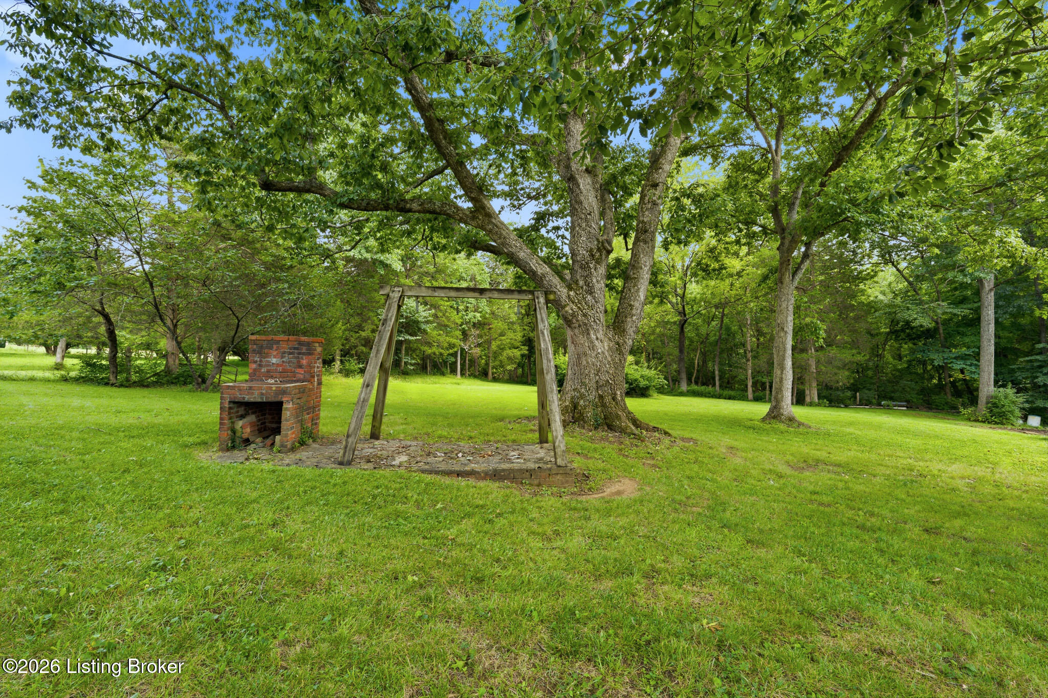 1800 Ironwood Rd
