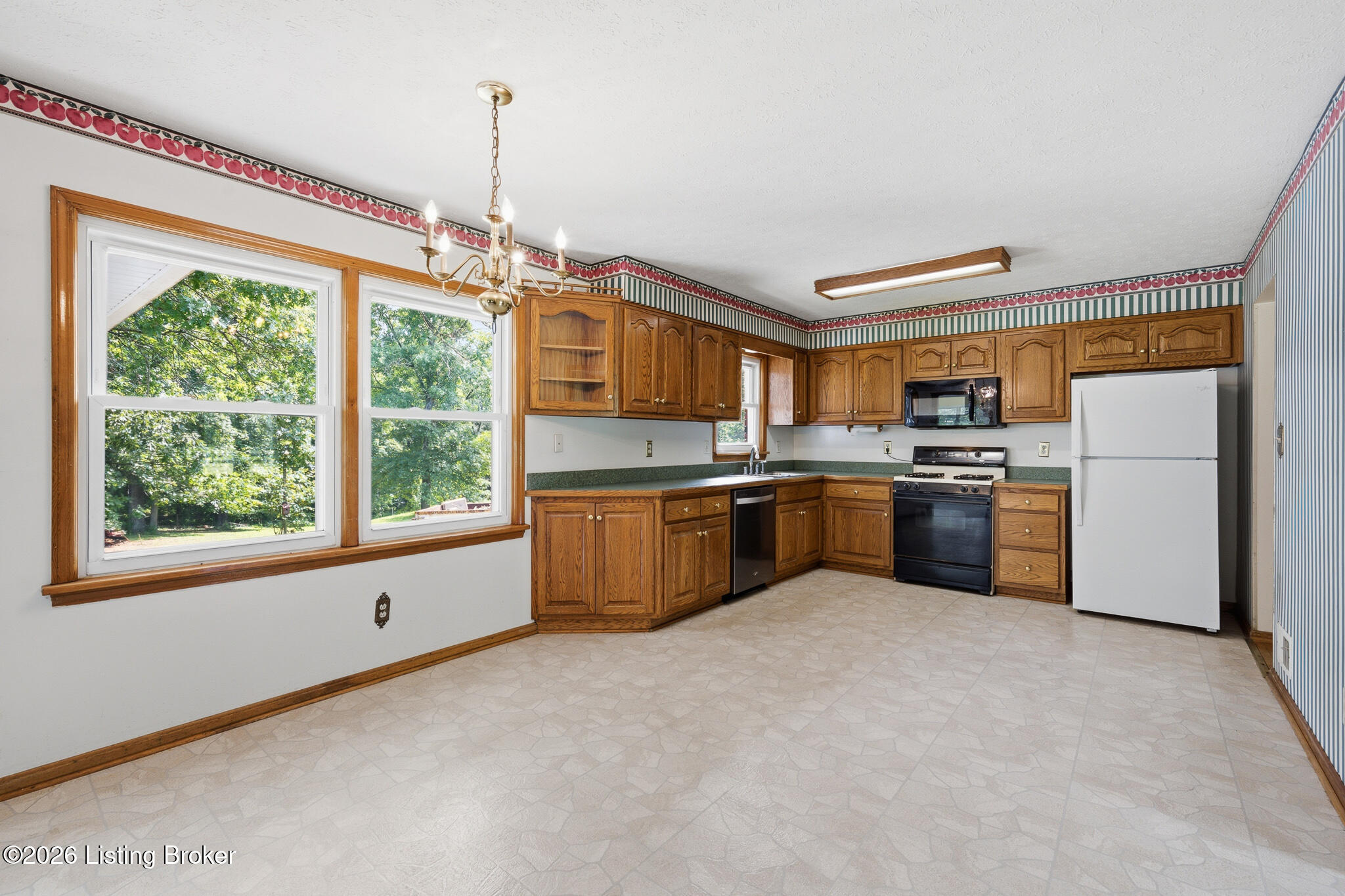 1800 Ironwood Rd