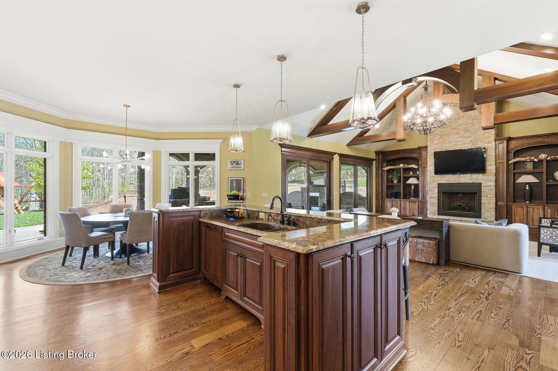 3016 Long Creek Way