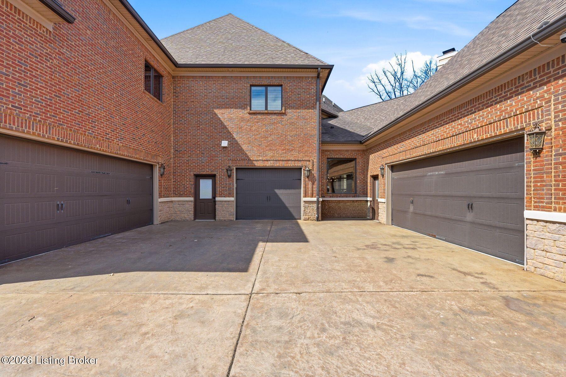 3016 Long Creek Way
