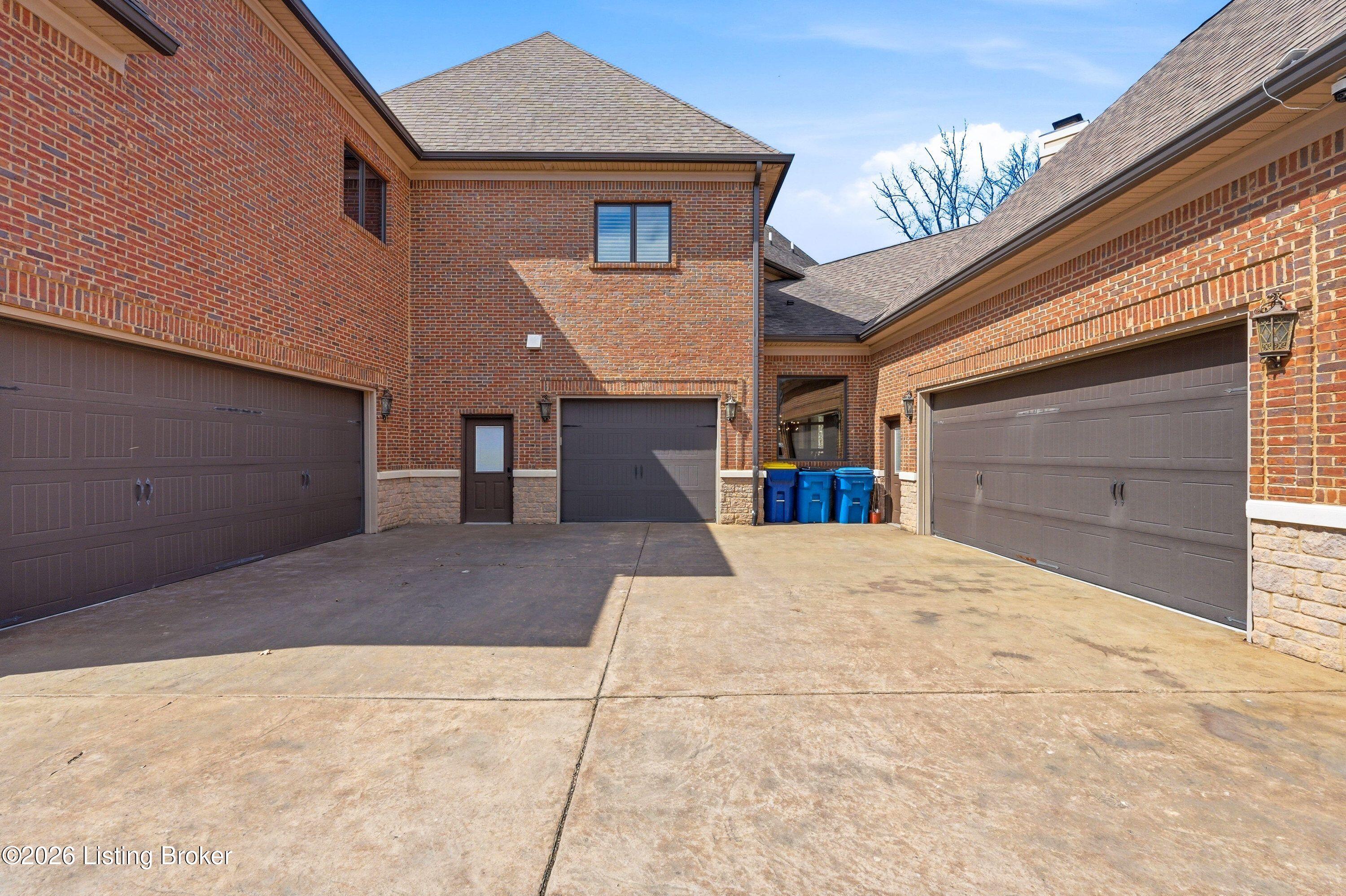 3016 Long Creek Way