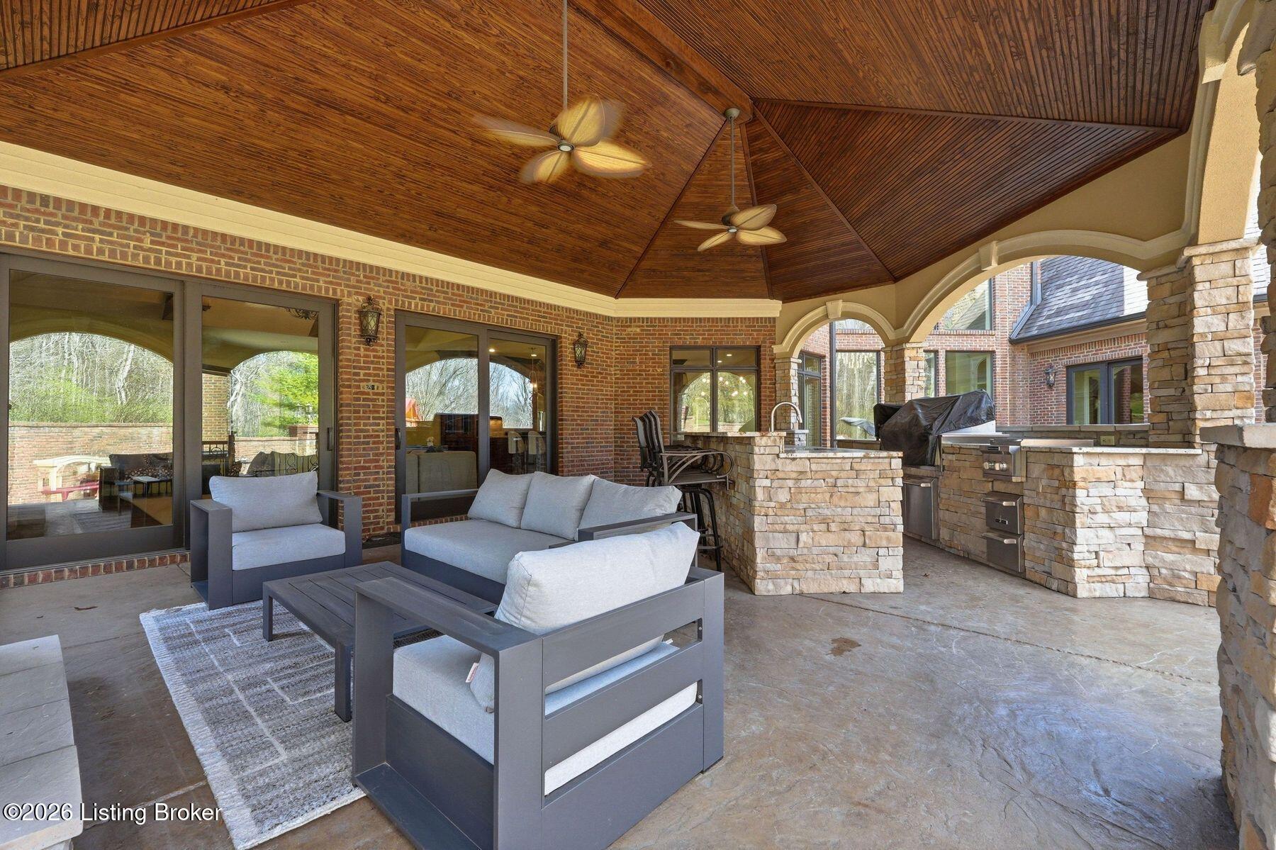 3016 Long Creek Way