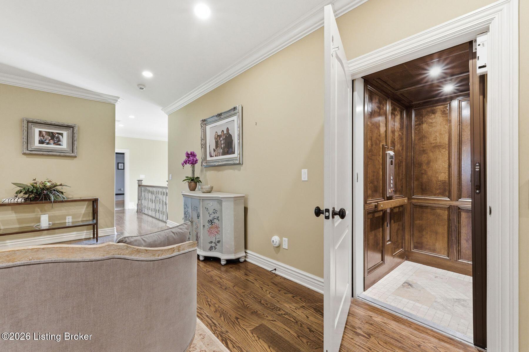 3016 Long Creek Way