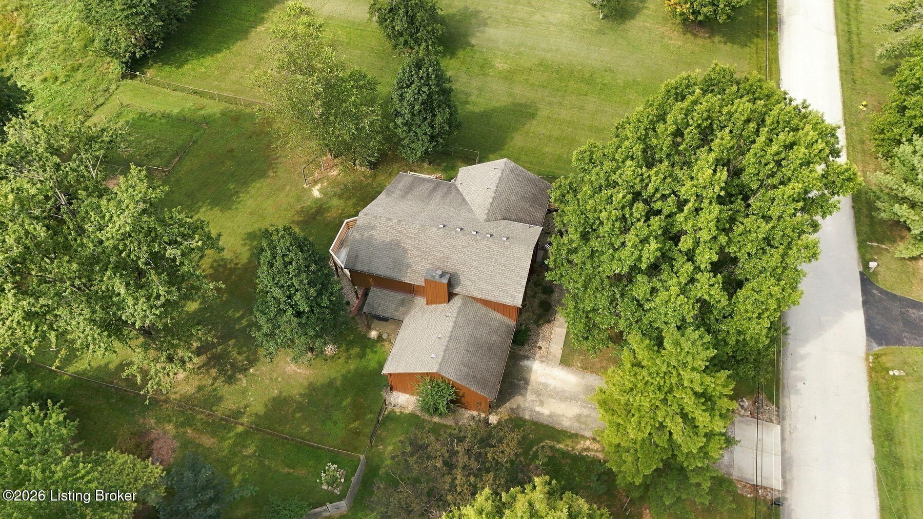 5806 Renada Dr