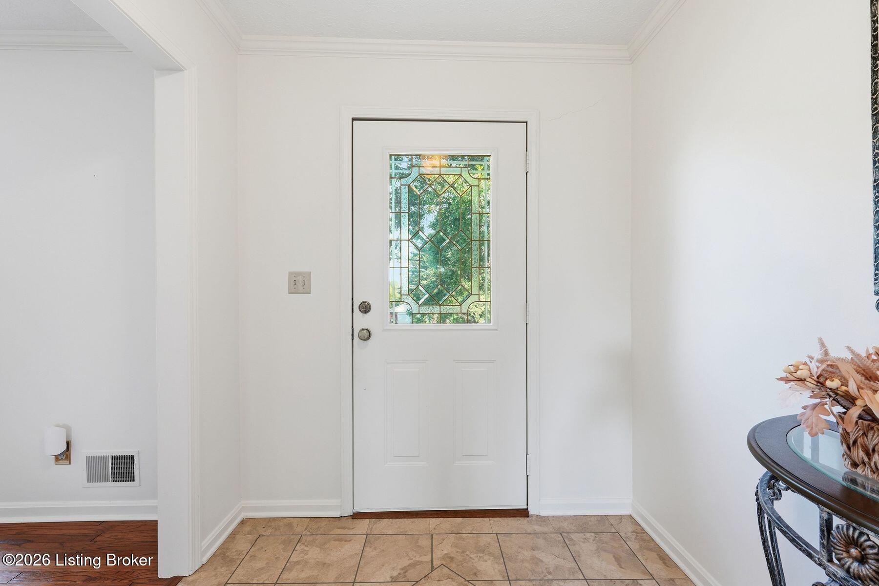 5806 Renada Dr