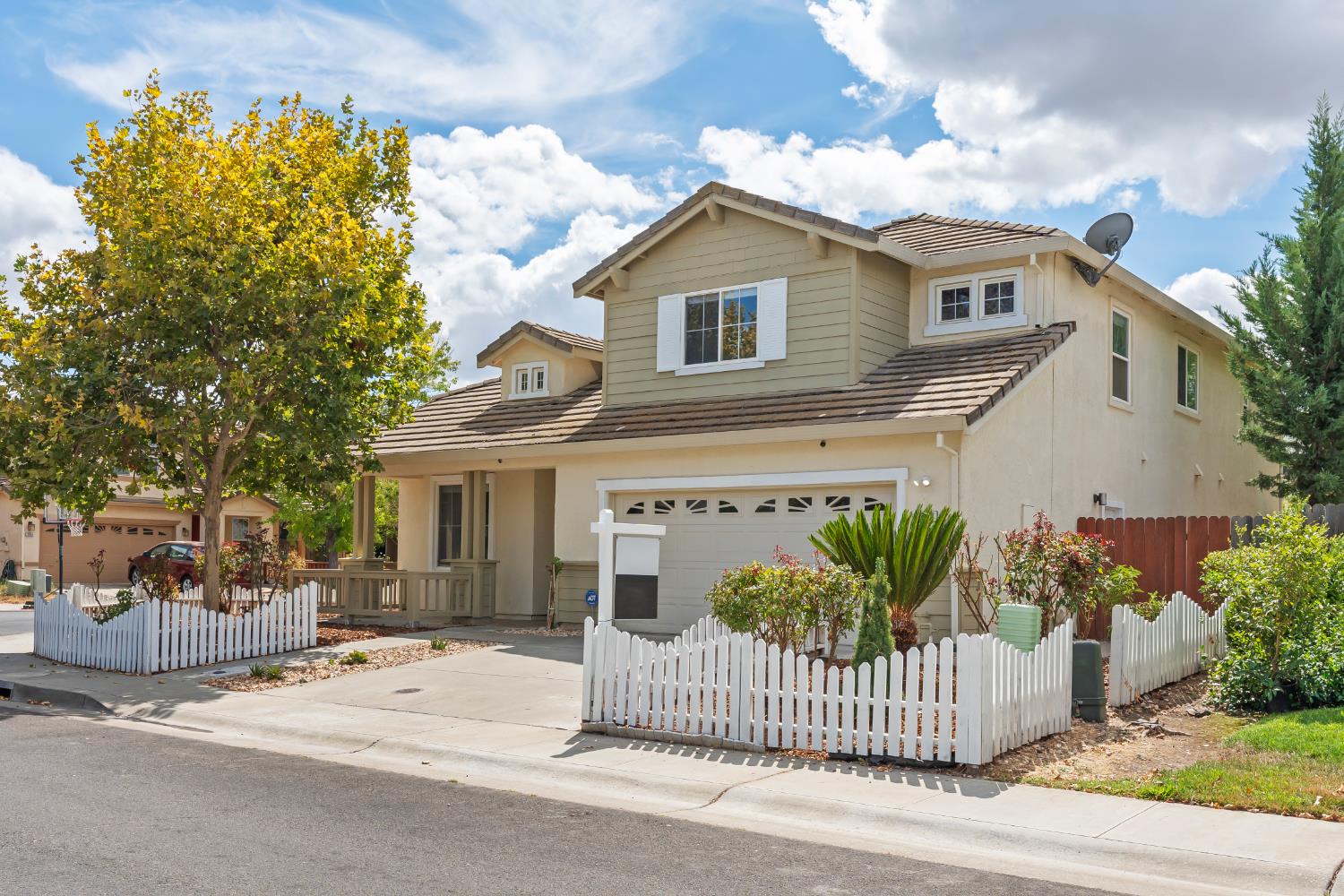 2603 Bellows Street, Davis