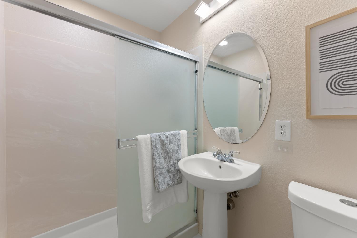 2603 Bellows Street, Davis