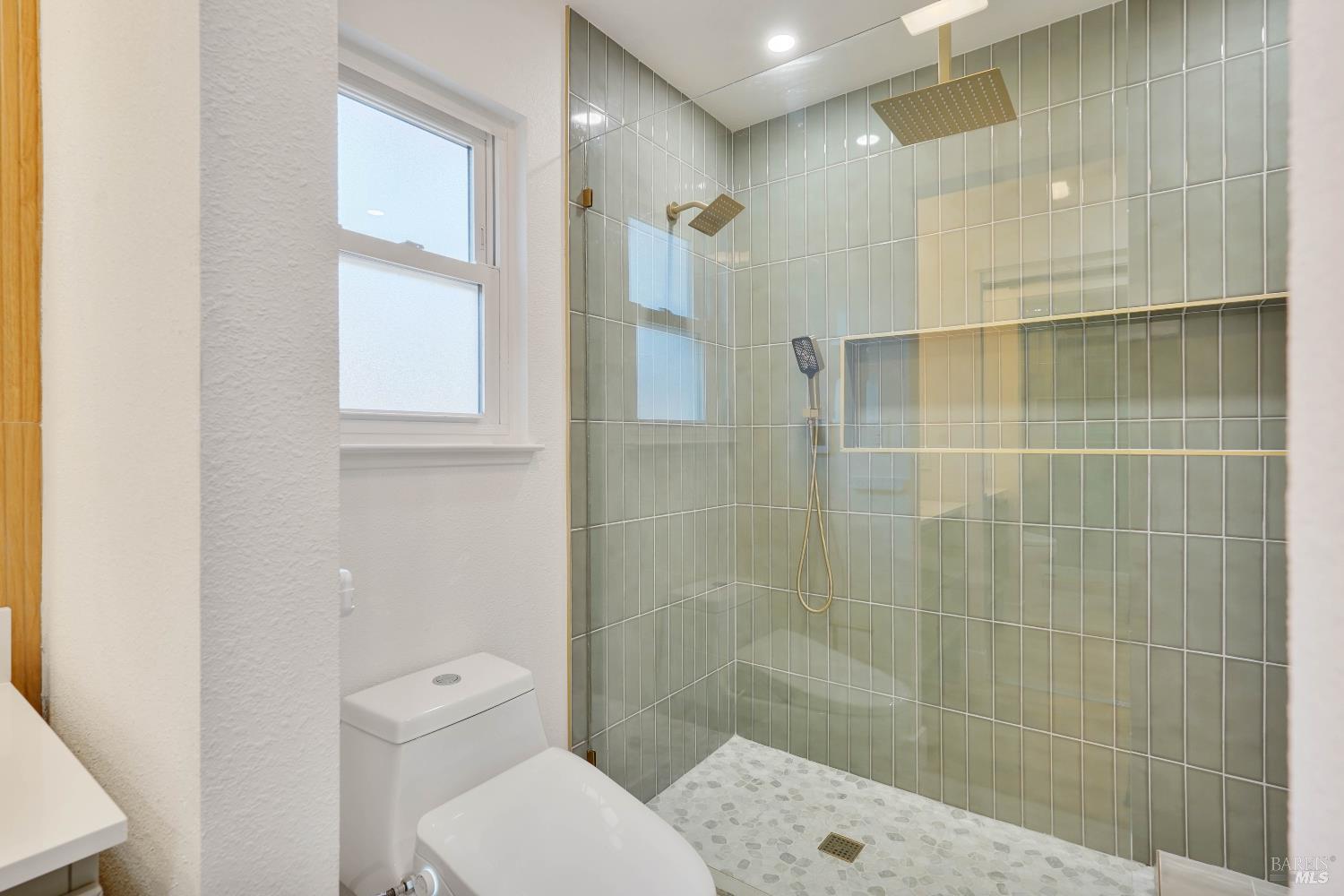 2425 Creekside Ave, Napa