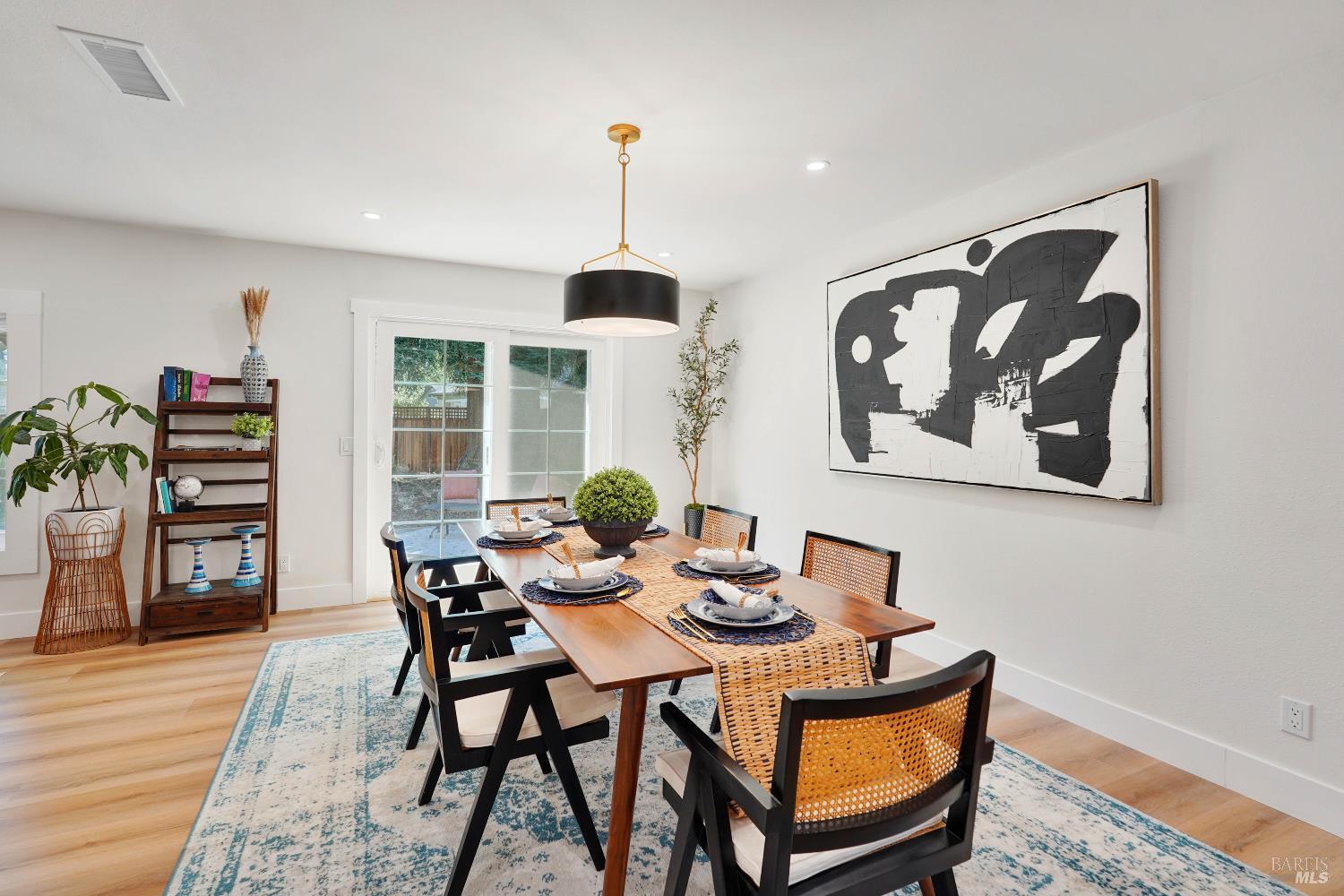 2425 Creekside Ave, Napa