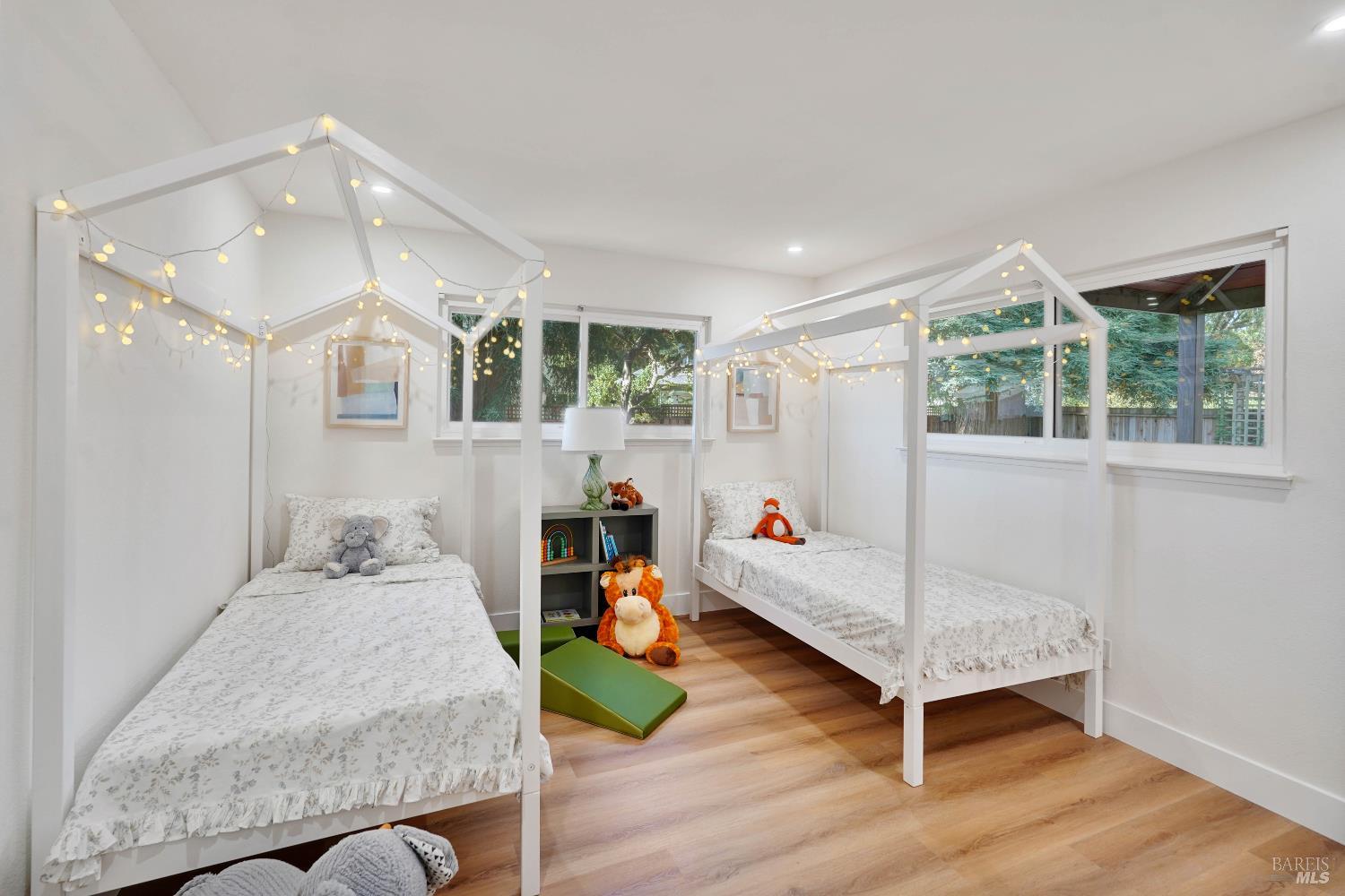 2425 Creekside Ave, Napa