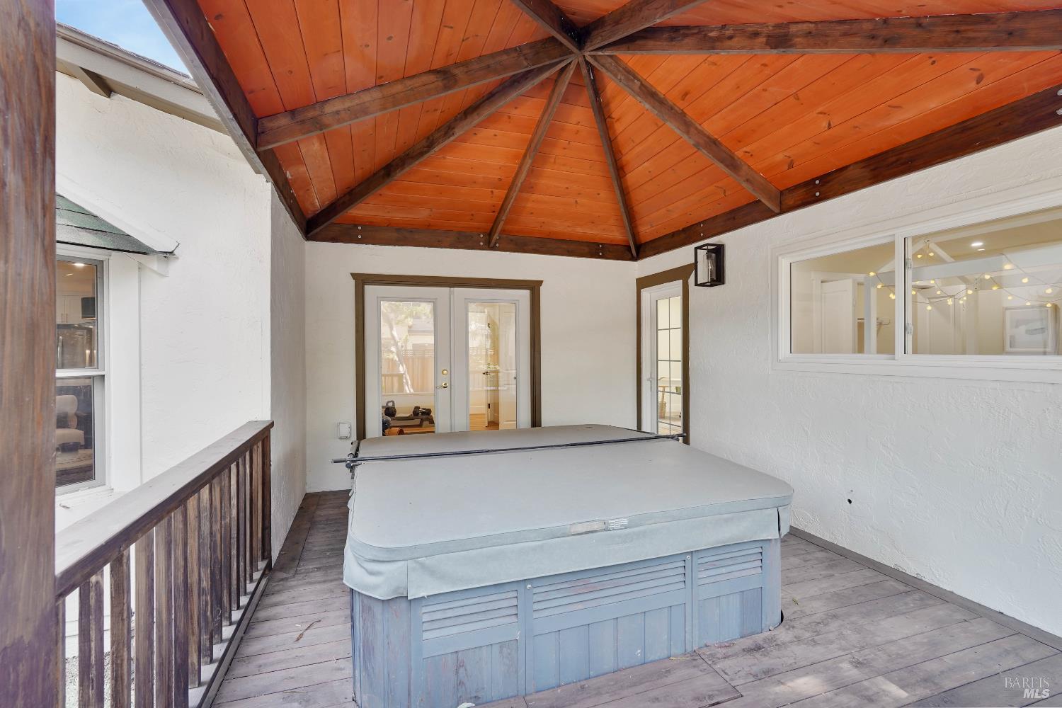 2425 Creekside Ave, Napa