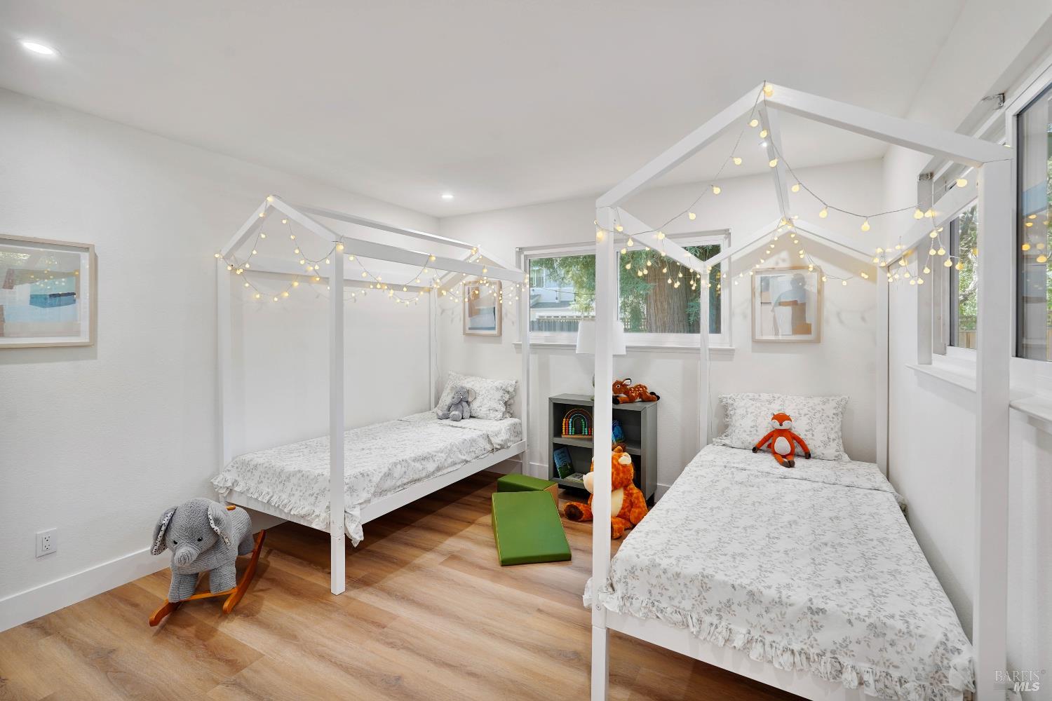 2425 Creekside Ave, Napa