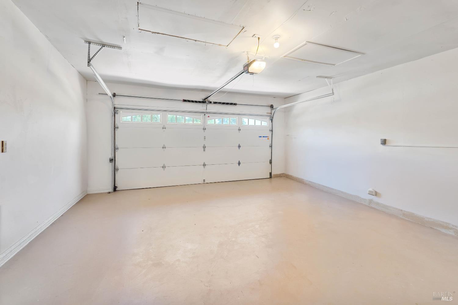 2425 Creekside Ave, Napa