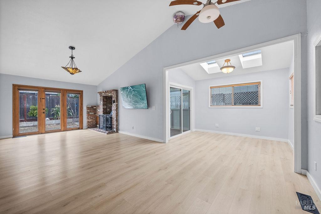 1374 Gaspar Court, Rohnert Park