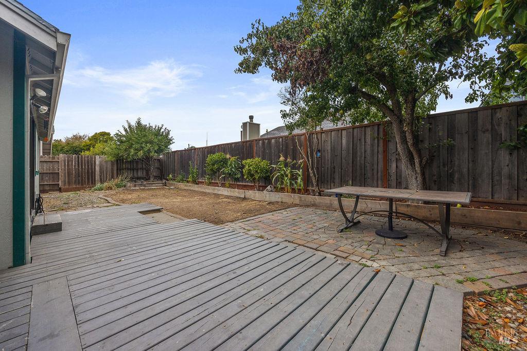 1374 Gaspar Court, Rohnert Park