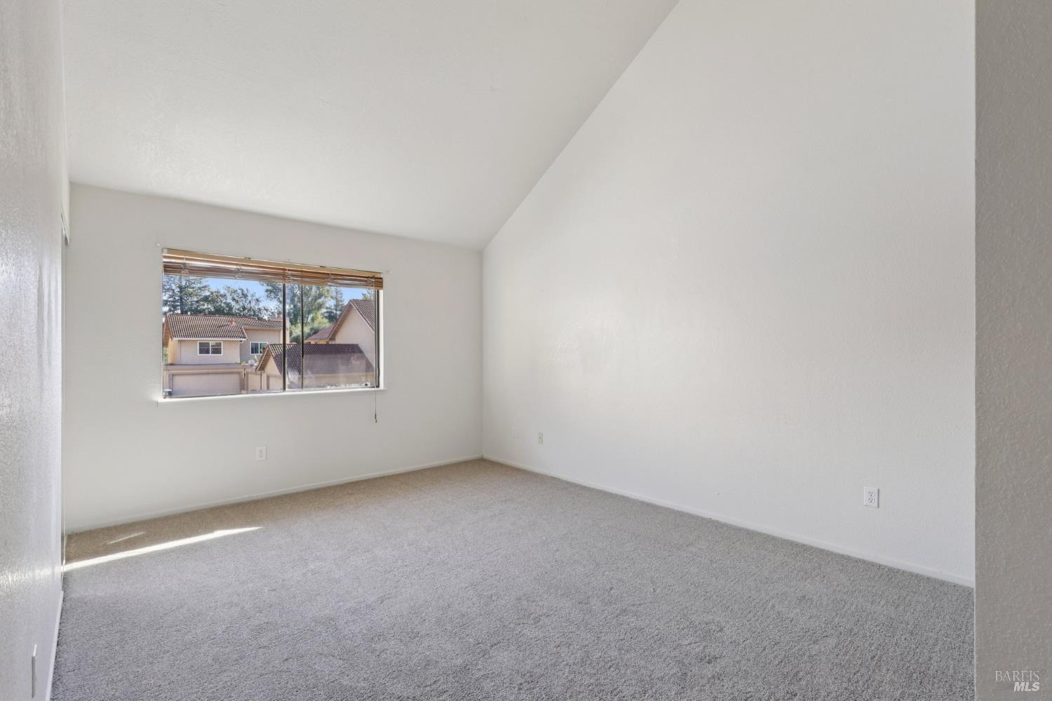 58 Del Prado Circle, Fairfield