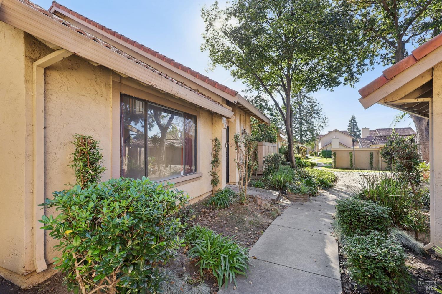 58 Del Prado Circle, Fairfield