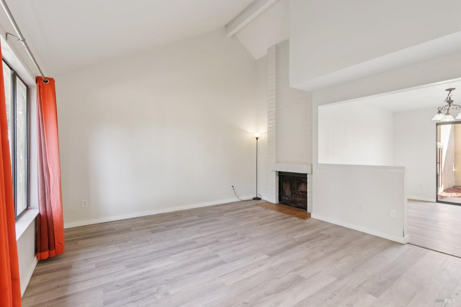 58 Del Prado Circle, Fairfield