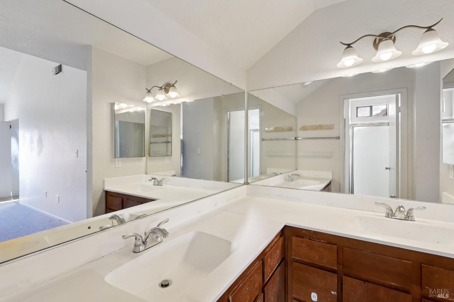 58 Del Prado Circle, Fairfield