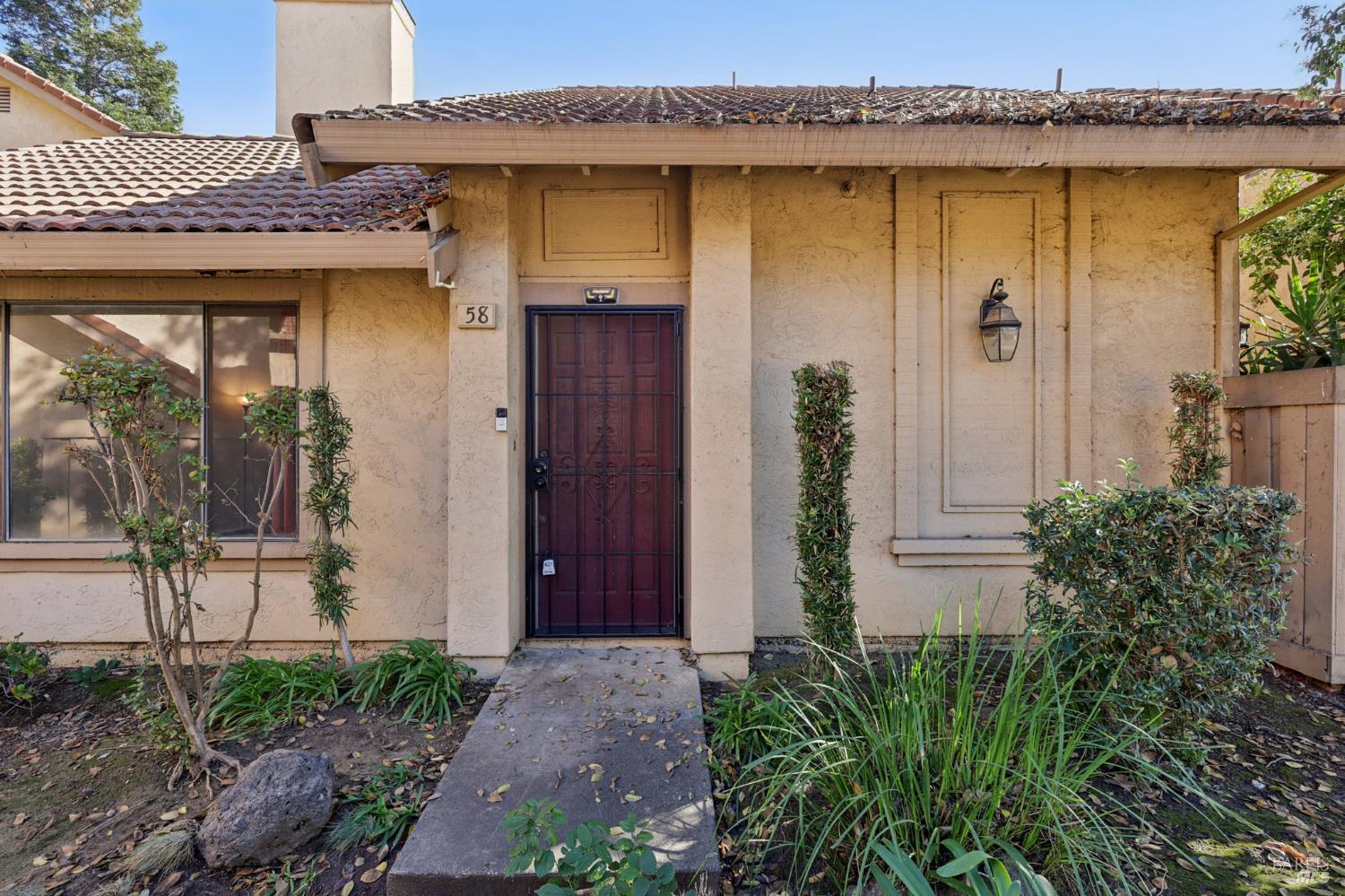 58 Del Prado Circle, Fairfield