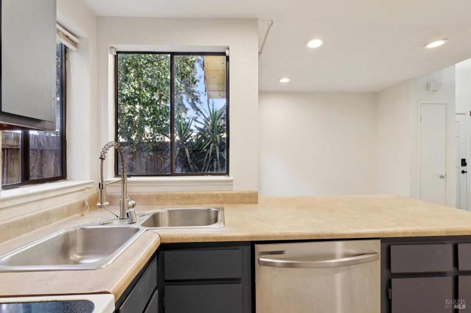 58 Del Prado Circle, Fairfield