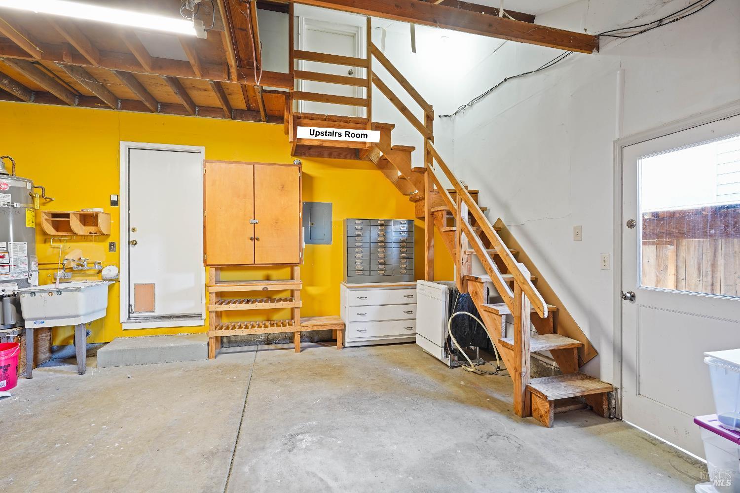 5001 Lakeview Circle, Fairfield