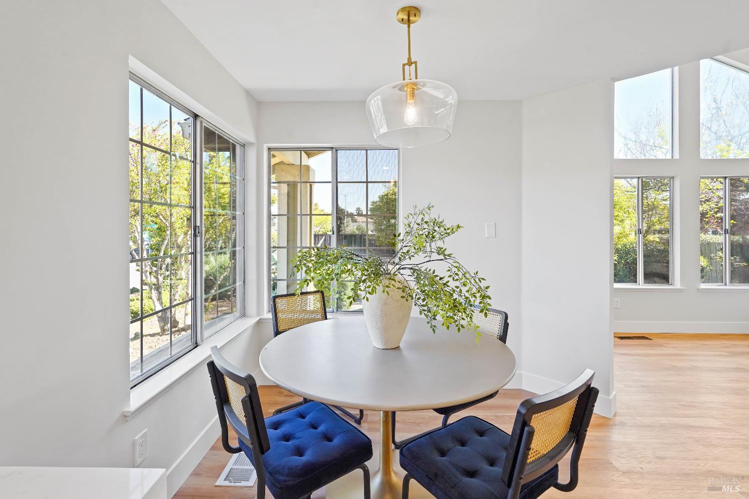 5001 Lakeview Circle, Fairfield