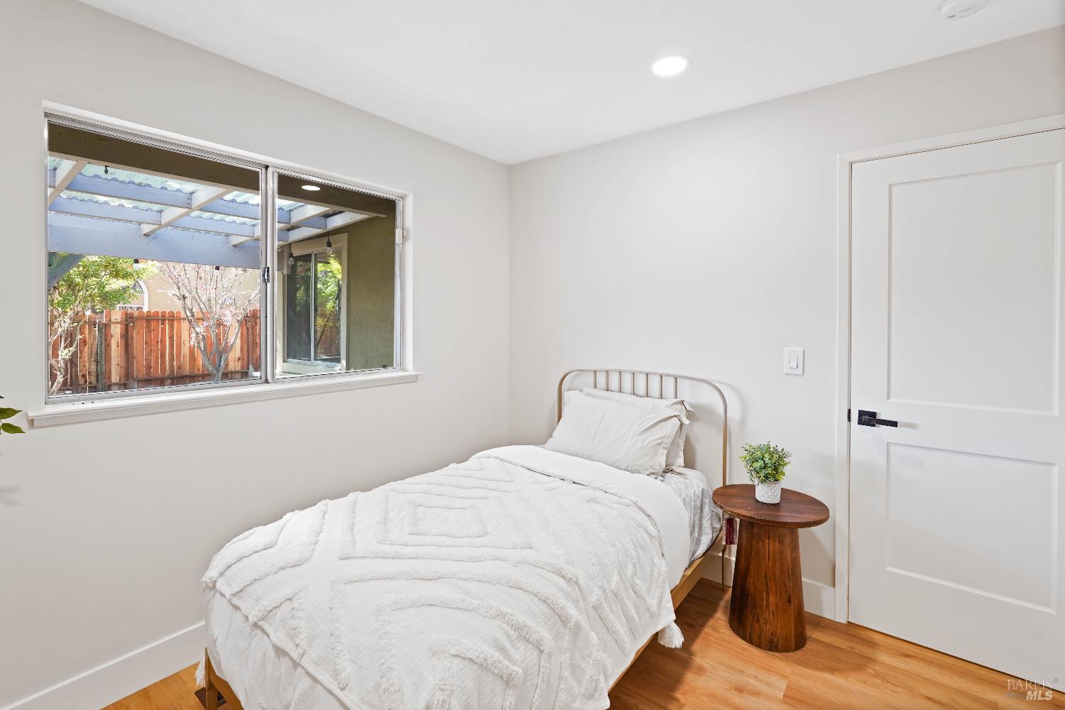 5001 Lakeview Circle, Fairfield