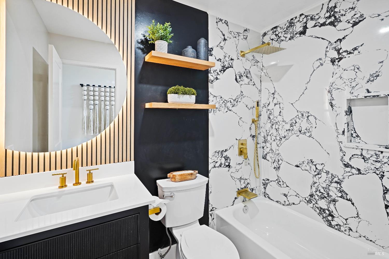 5001 Lakeview Circle, Fairfield