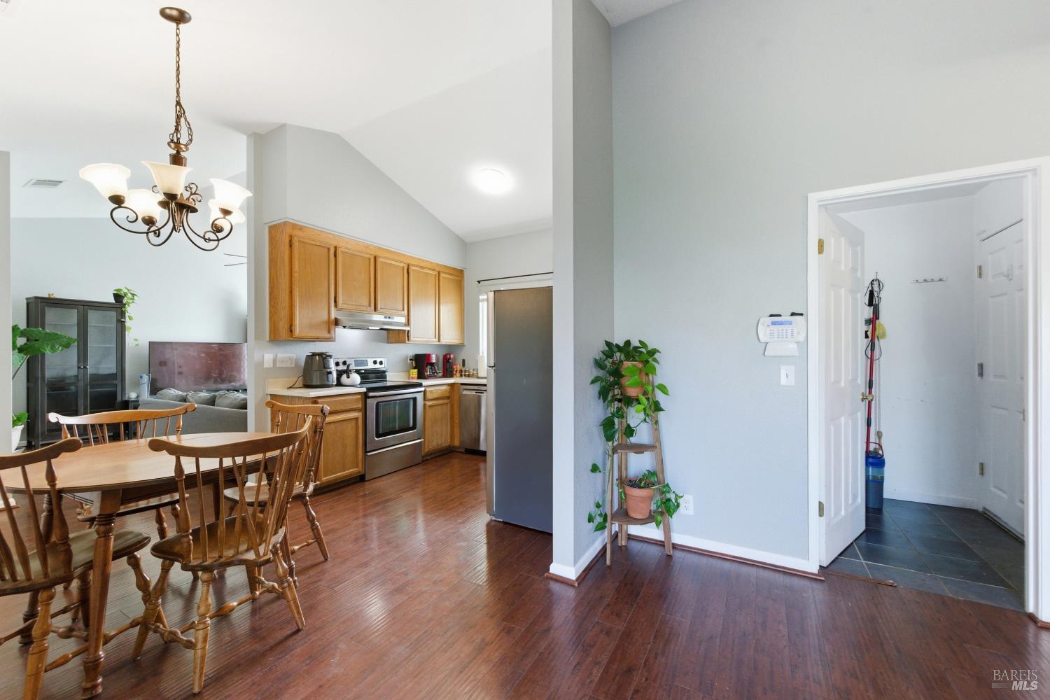 1706 Ventura Way, Suisun City