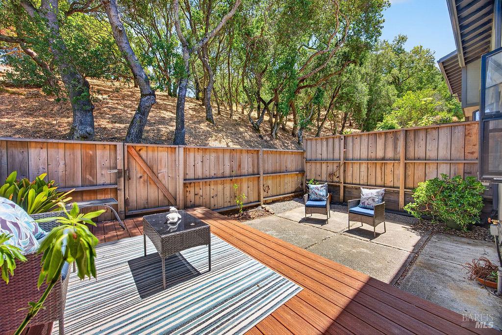 417 Sylvia Way, San Rafael