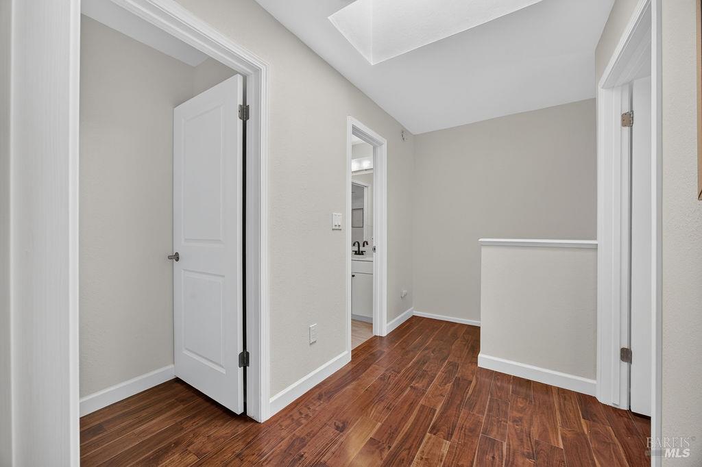 417 Sylvia Way, San Rafael