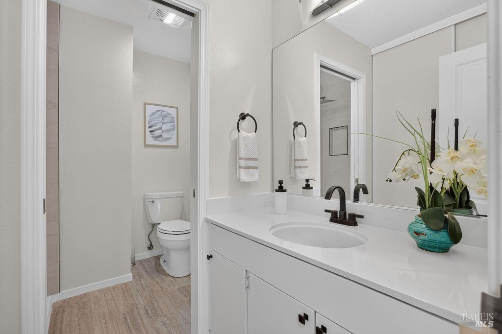 417 Sylvia Way, San Rafael