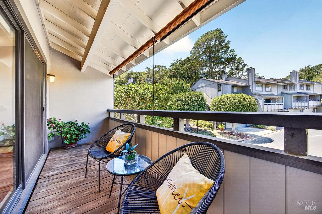 417 Sylvia Way, San Rafael